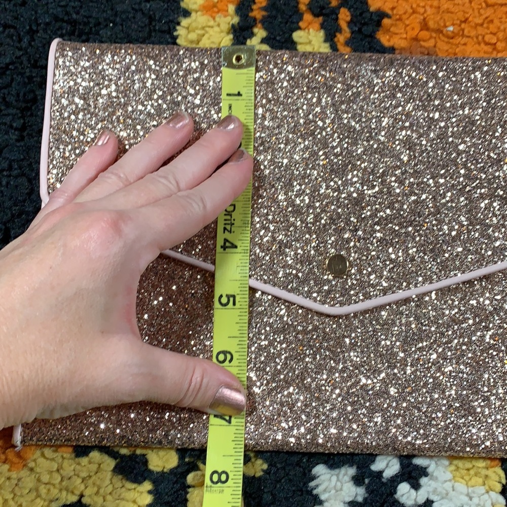 Glam Gal, A NEW DAY, sparkly, envelope clutch!! - Picture 8 of 9